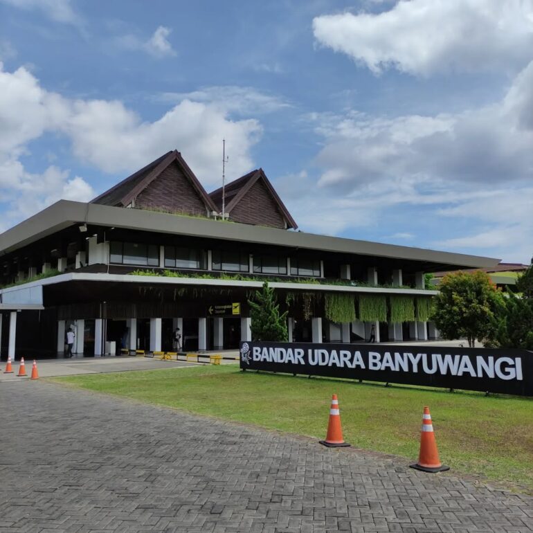 Tulisan Bandara Banyuwangi