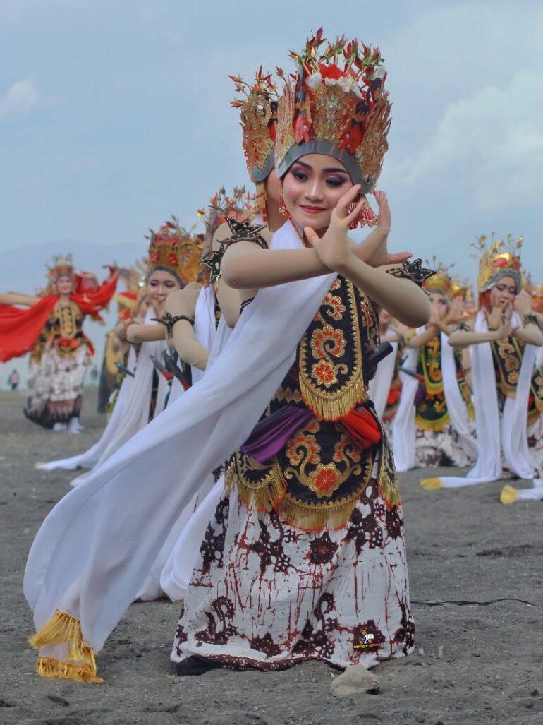tari gandrung banyuwangi 1 