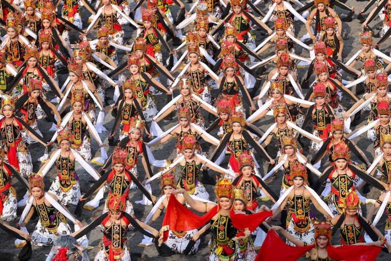 tari gandrung banyuwangi 4 