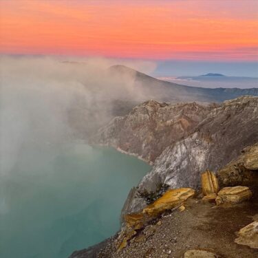 Waktu Terbaik Ke Kawah Ijen Banyuwangi: Cuaca Dan Blue Fire