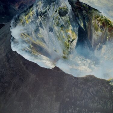 Gunung Raung Banyuwangi: Jalur, Kesulitan, Dan Tips Di 2026